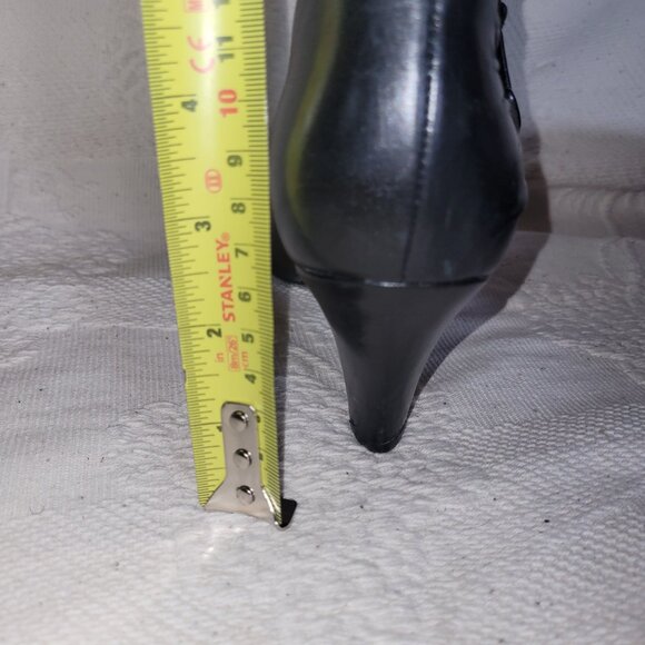 Naturalizer 5N Black Leather Heeled Boots - Picture 15 of 16